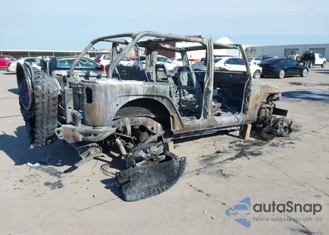 2015 Jeep Wrangler Unlimited Sahara z USA, uszkodzony, nr VIN 1C4BJWEG8FL760733